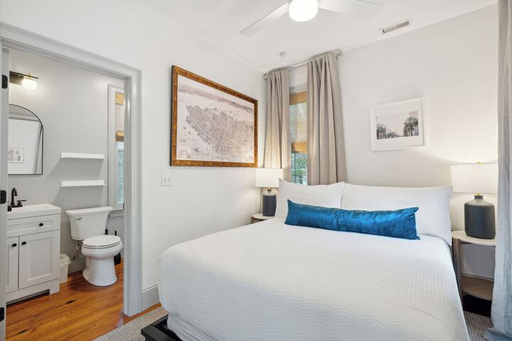 Room 5 of 75