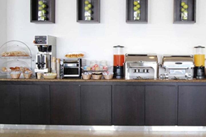 Breakfast area