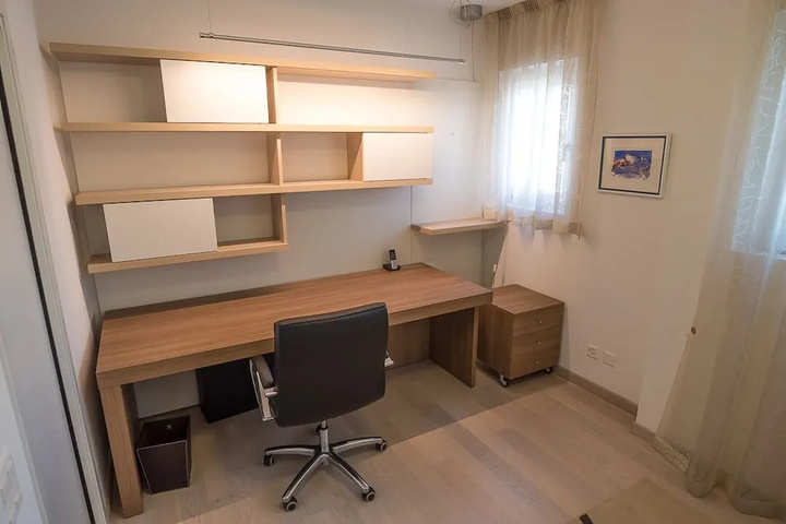 Room 6 of 22