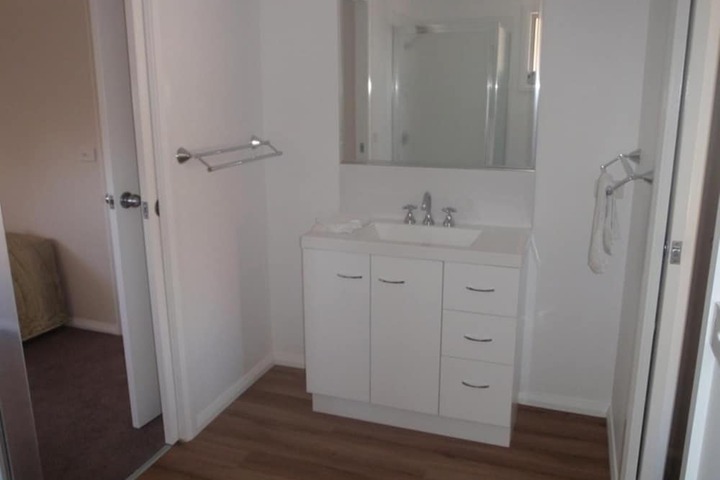 Room 42 of 61