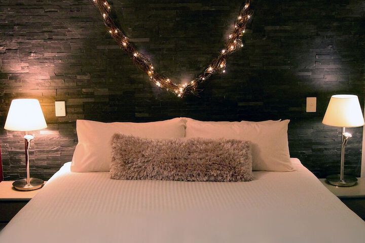 Room 15 of 34