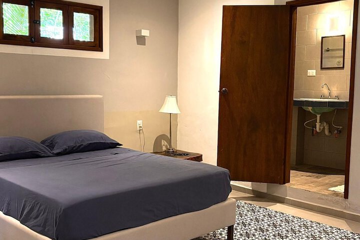 Room 38 of 160