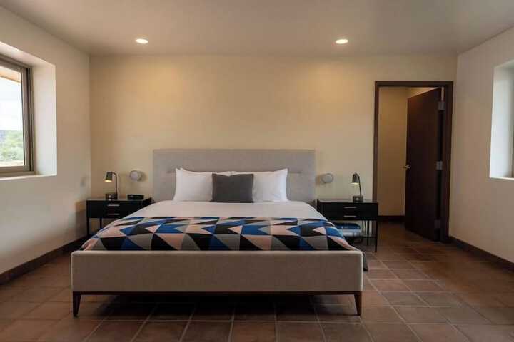 Room 14 of 43