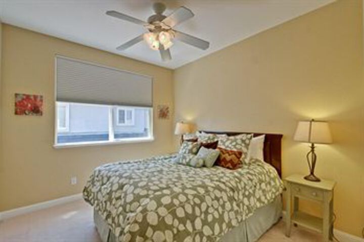 Room 8 of 23