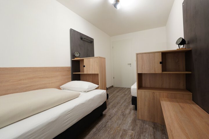Room 3 of 22