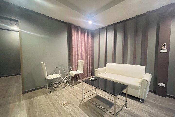 Room 28 of 50