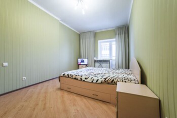 Room 32 of 43