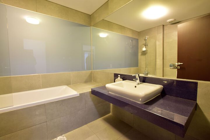 Room 162 of 206