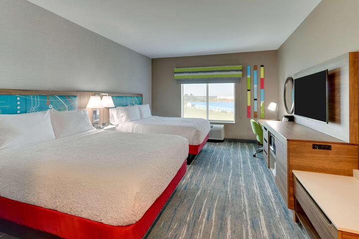 2 Queen Beds Hearing Accessible (1 of 2)