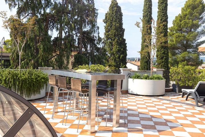 Terrace/Patio 52 of 54