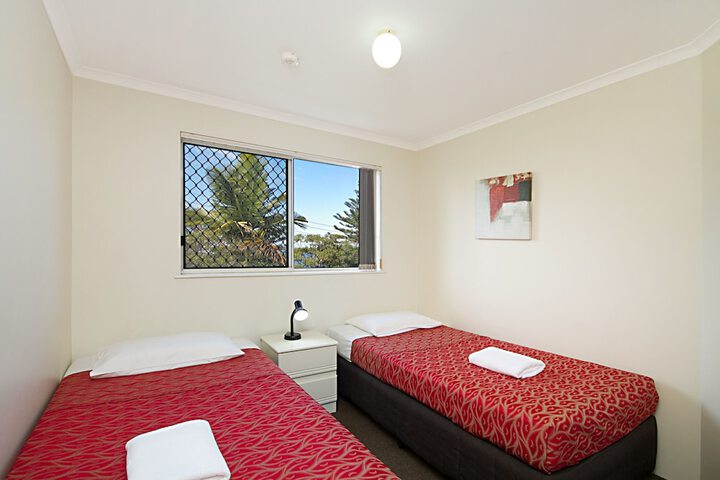 Room 7 of 83