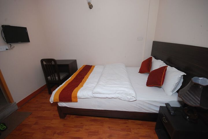 Room 12 of 47