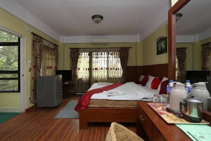 Room 6 of 38