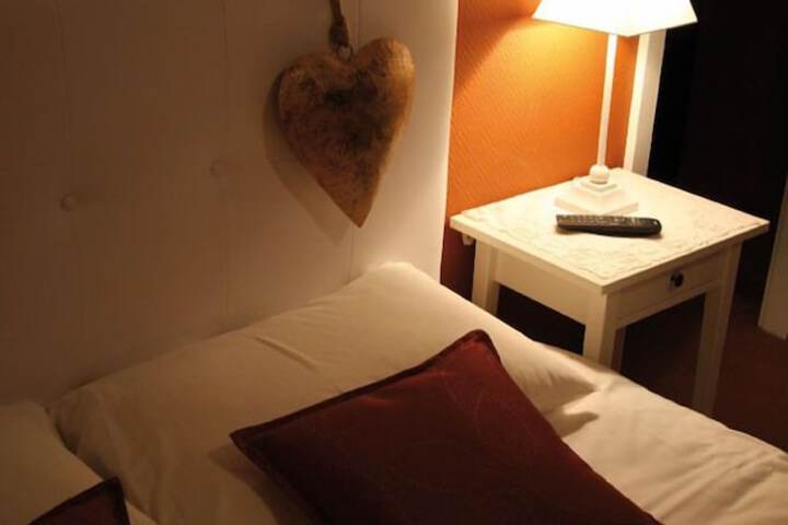 Room 72 of 147
