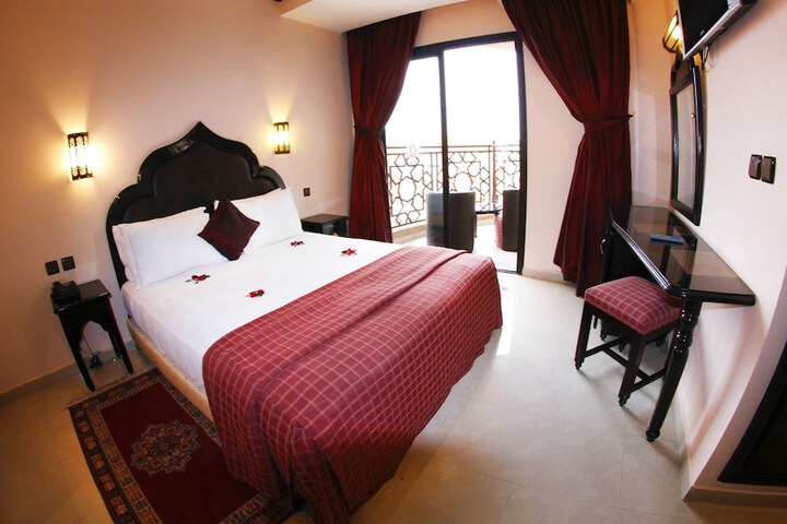 Room 16 of 73