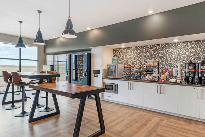 Breakfast/Coffee Service 39 of 42