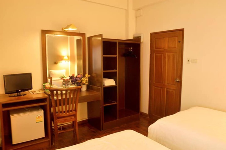 Room 122 of 167