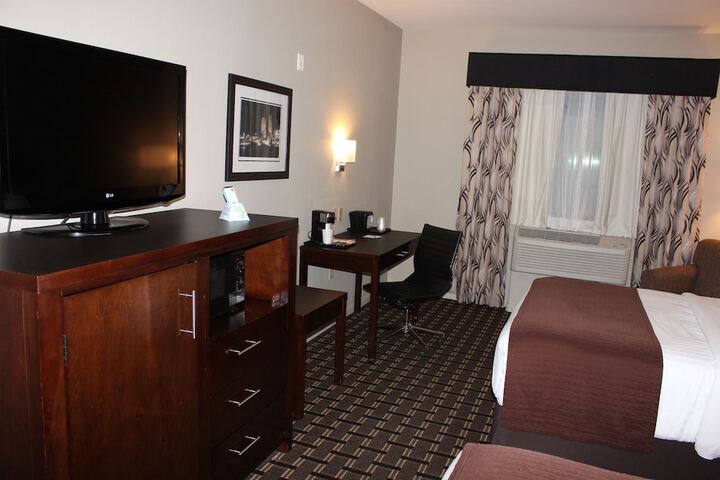 Room 13 of 65