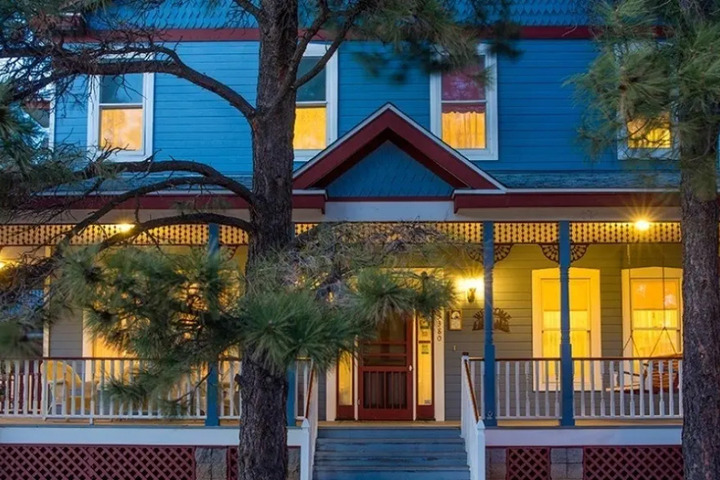 Image of ABINEAU LODGE