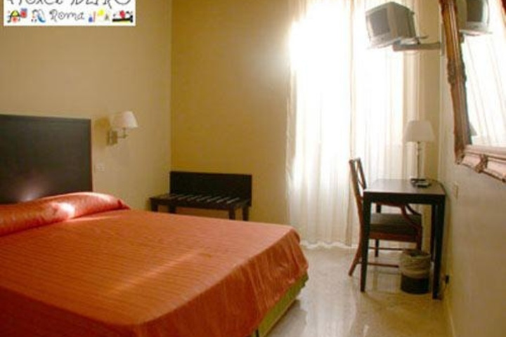 Room 2 of 3