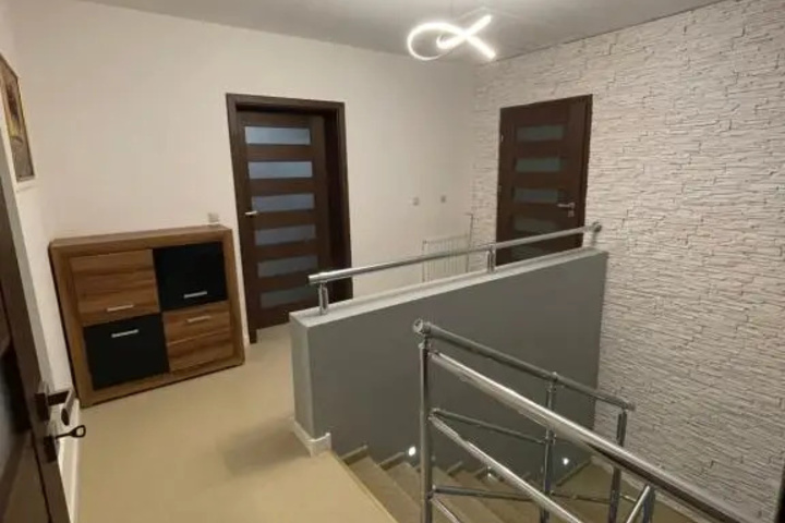 Room 3 of 4