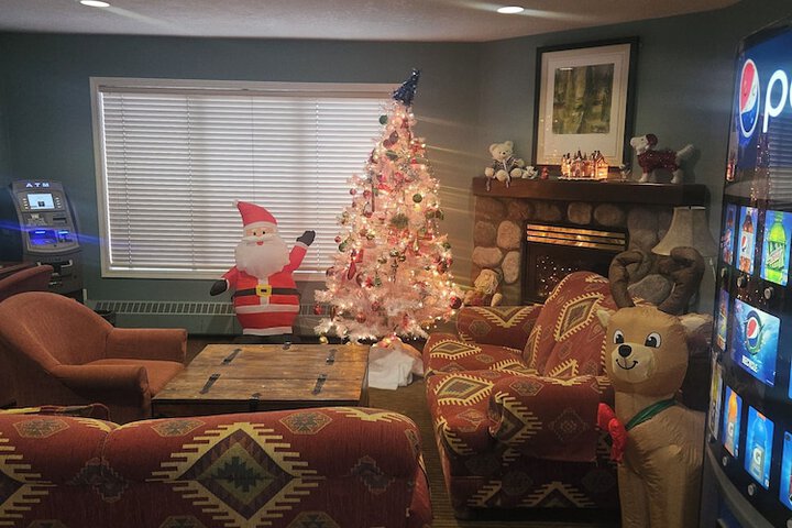 Hotel Interior 5 of 36