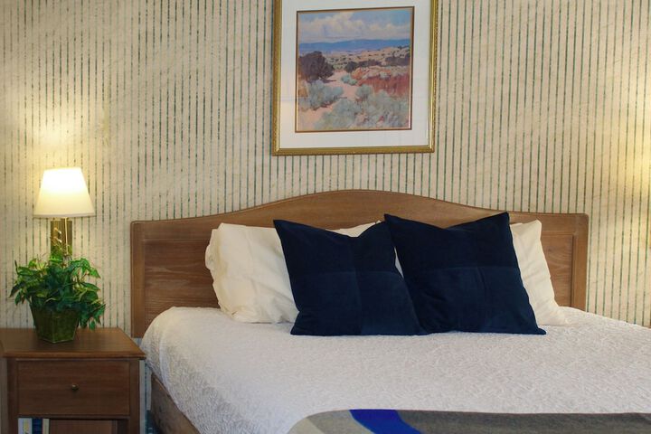 Room 12 of 69