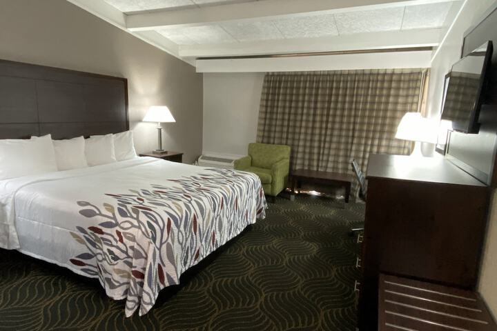 Room 14 of 35