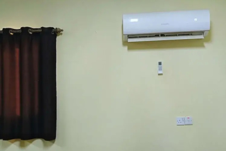 Room 4 of 14