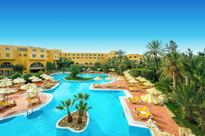 Pool Hotel
