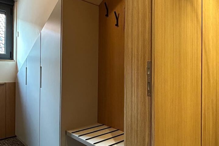 Room 48 of 80