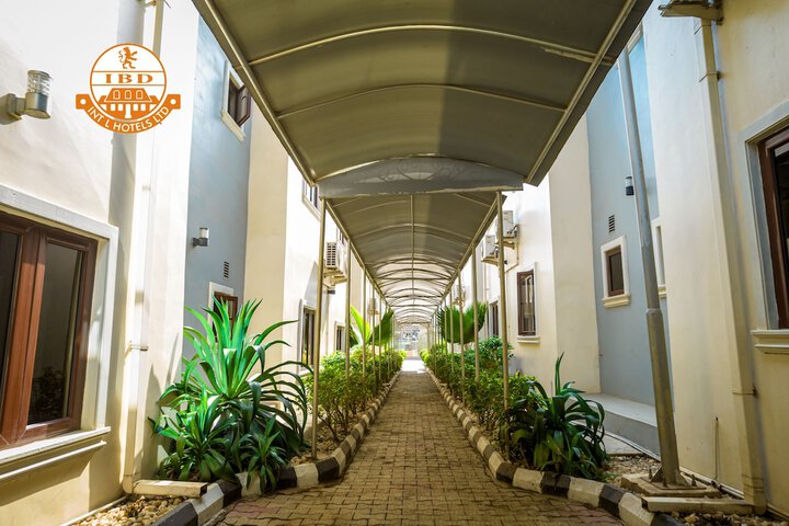Ballroom/Hall 50 of 55