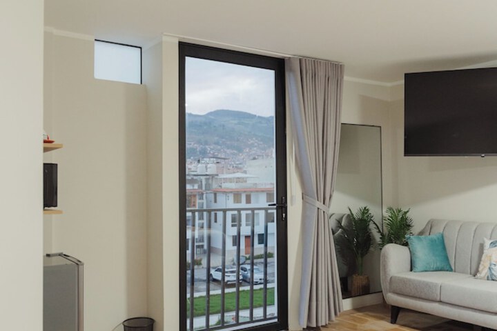 Room 45 of 74