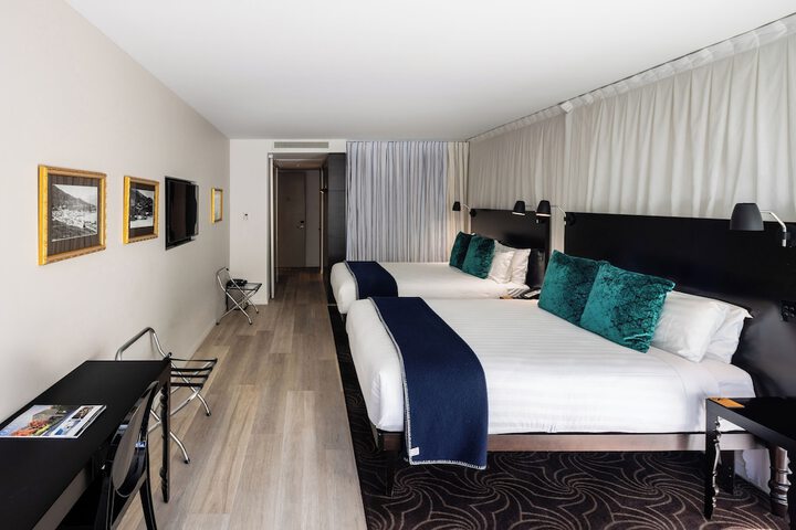 Room 13 of 85