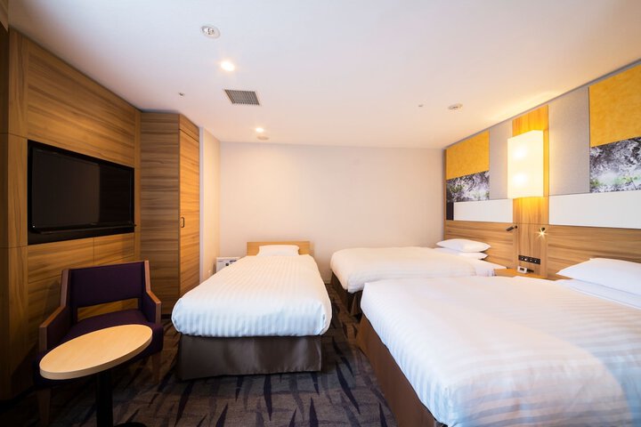 Room 6 of 26
