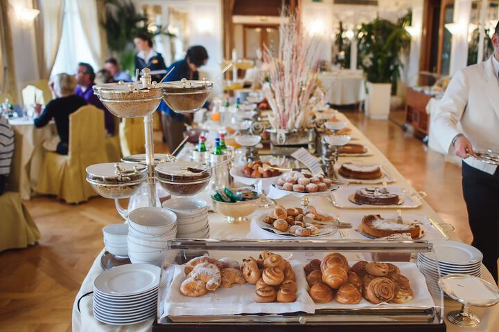 Breakfast buffet