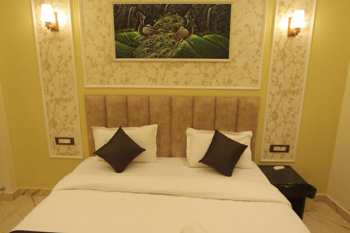 Room 7 of 22