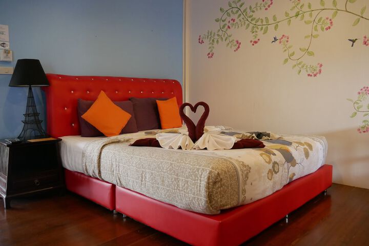 Room 8 of 47