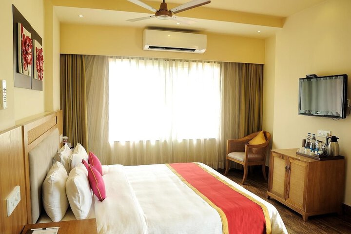 Room 5 of 34