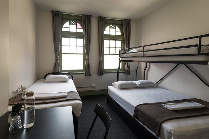 Room 14 of 44