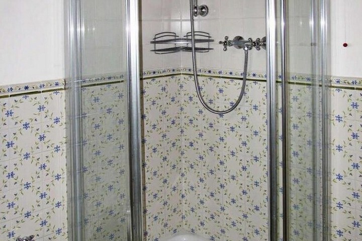 Room 35 of 101