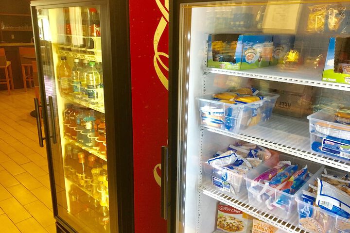Snack bar