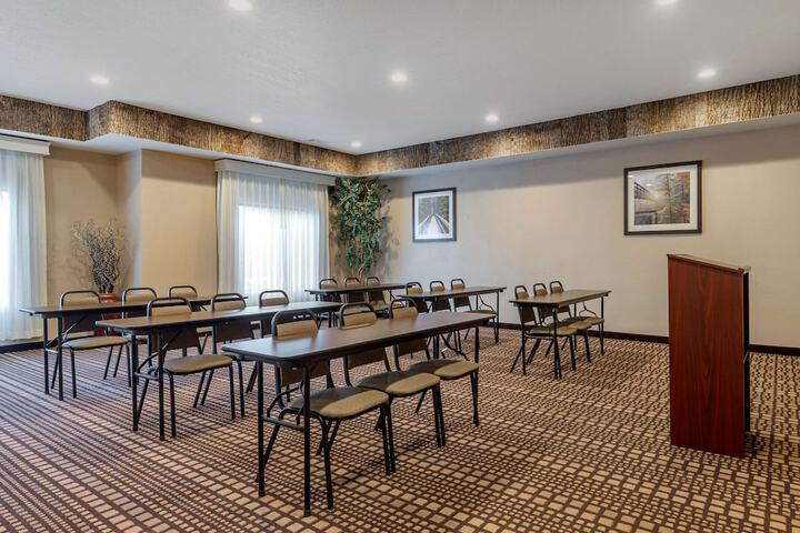 Meeting facility