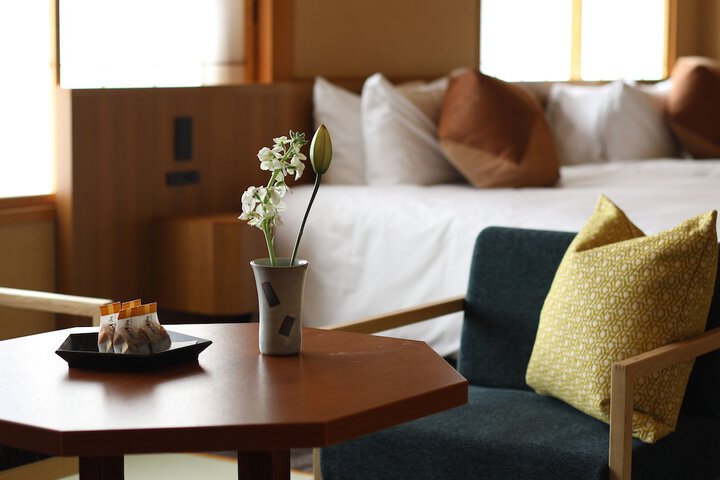 Room 16 of 75