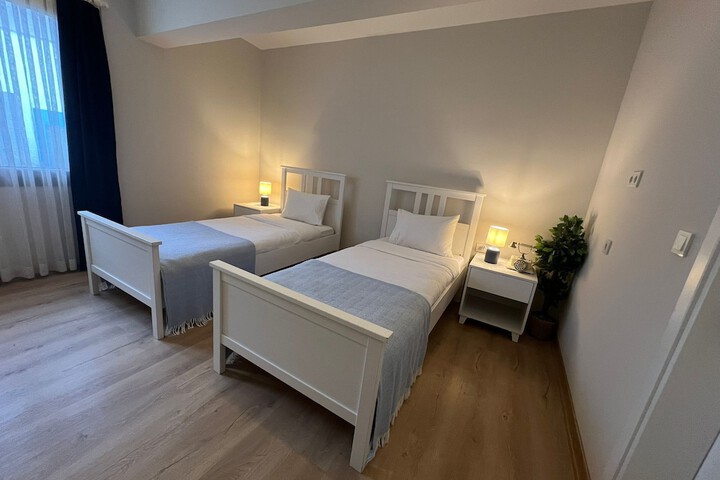 Room 20 of 35