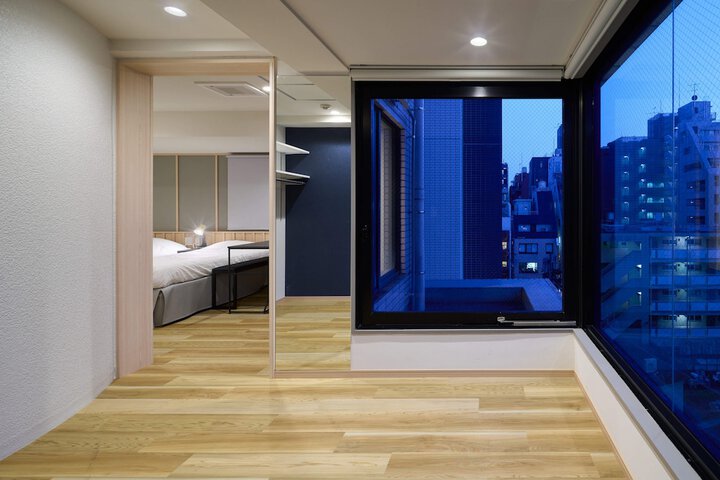 Room 27 of 58