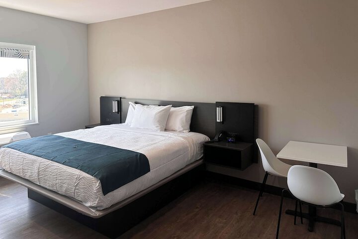 Room 21 of 31