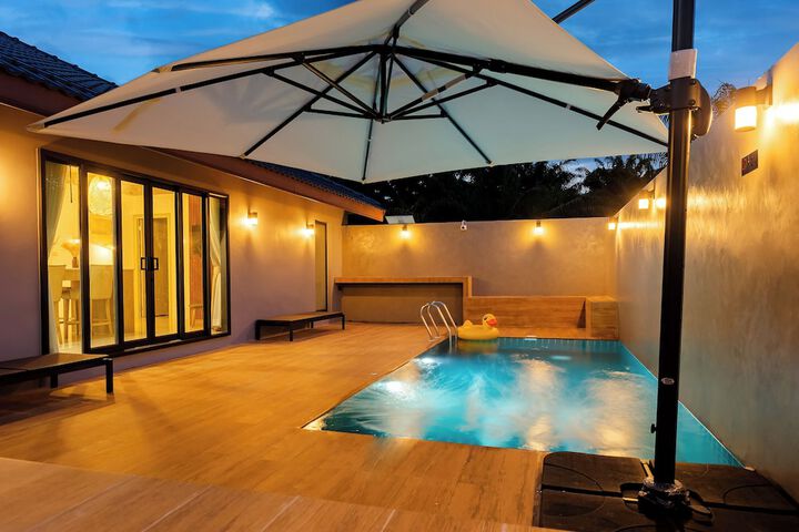 Pool 119 of 154
