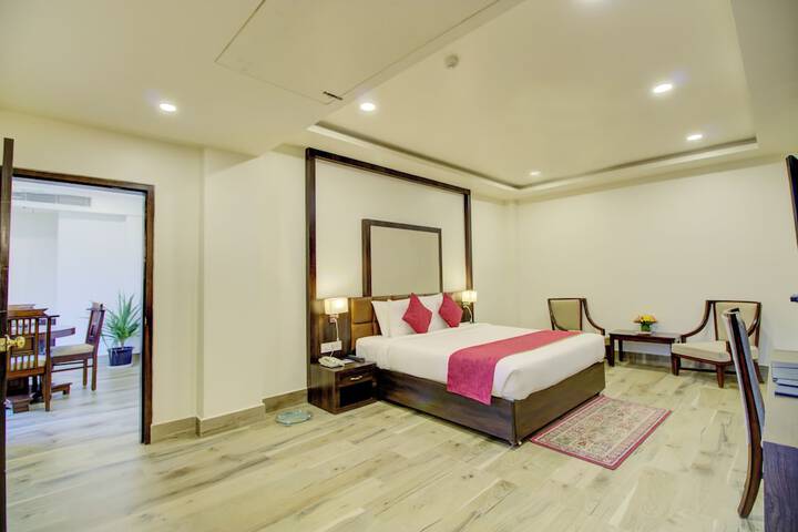 Room 12 of 41