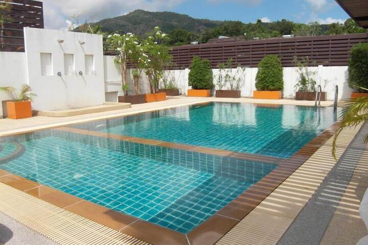 Hotel with Pool